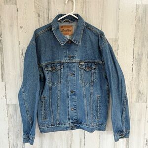 Levi Strauss Signature Men’s Size Large Button Down Blue Denim Trucker Jacket